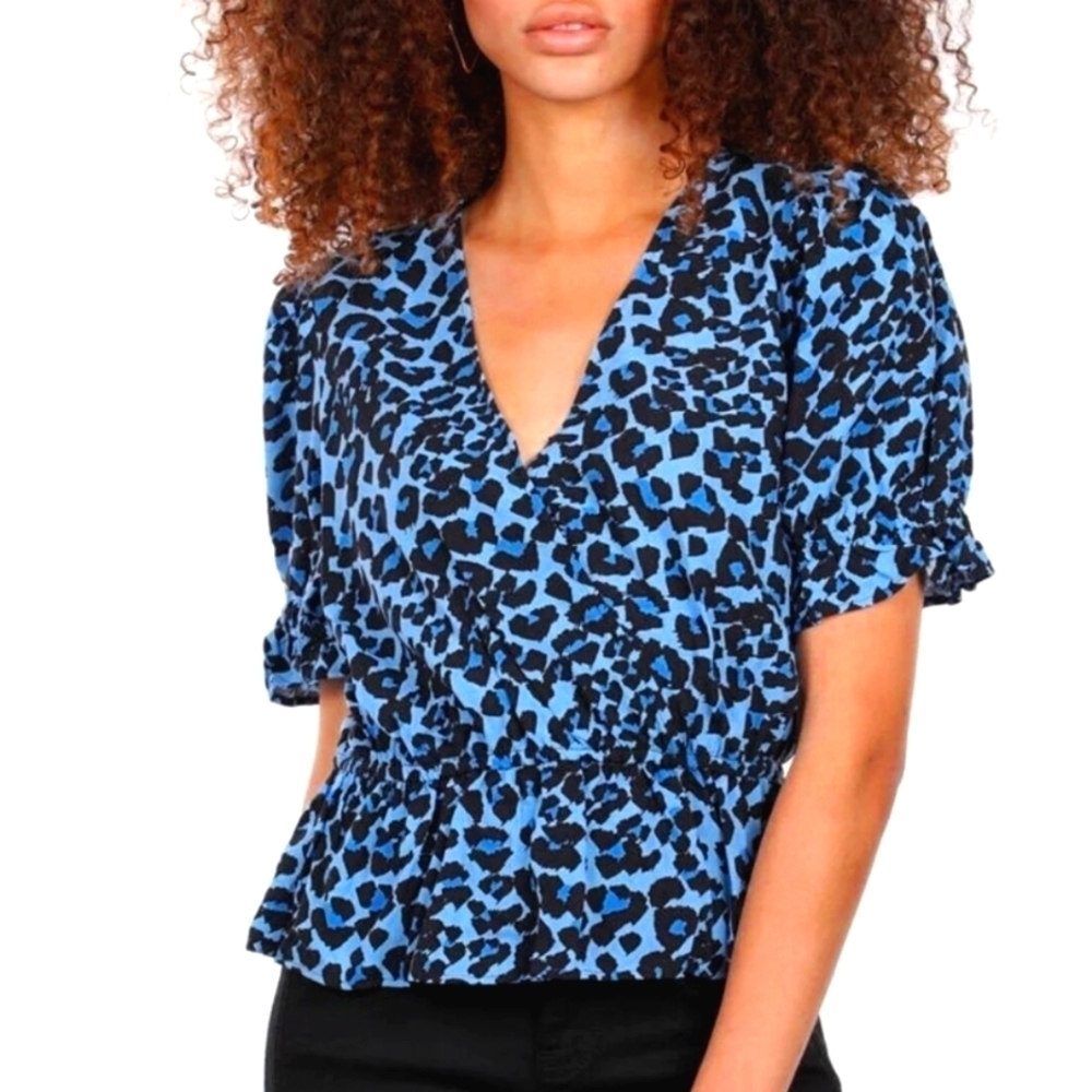 NEW! BANANA REPUBLIC Animal Print Top XS.